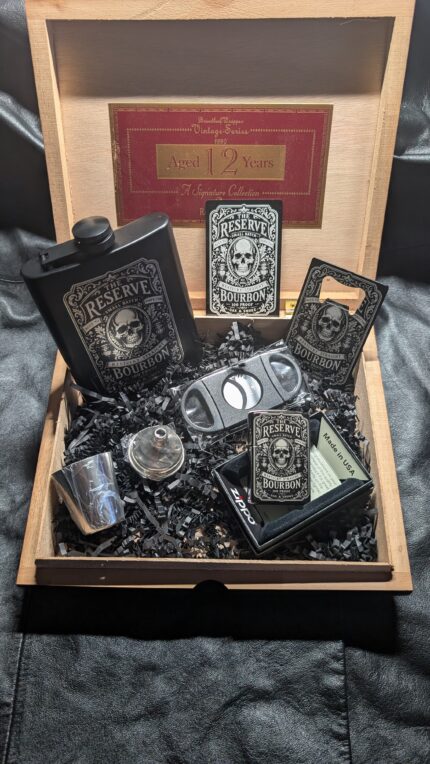 The Reserve™ Kentucky Straight Bourbon Men's Gift Set